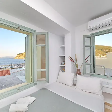 Faros Coastal Apartment