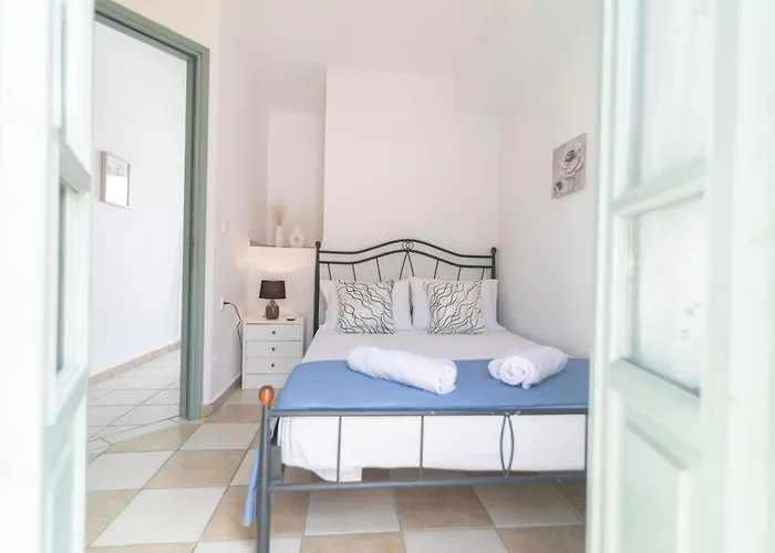 Faros Coastal Szkópelosz